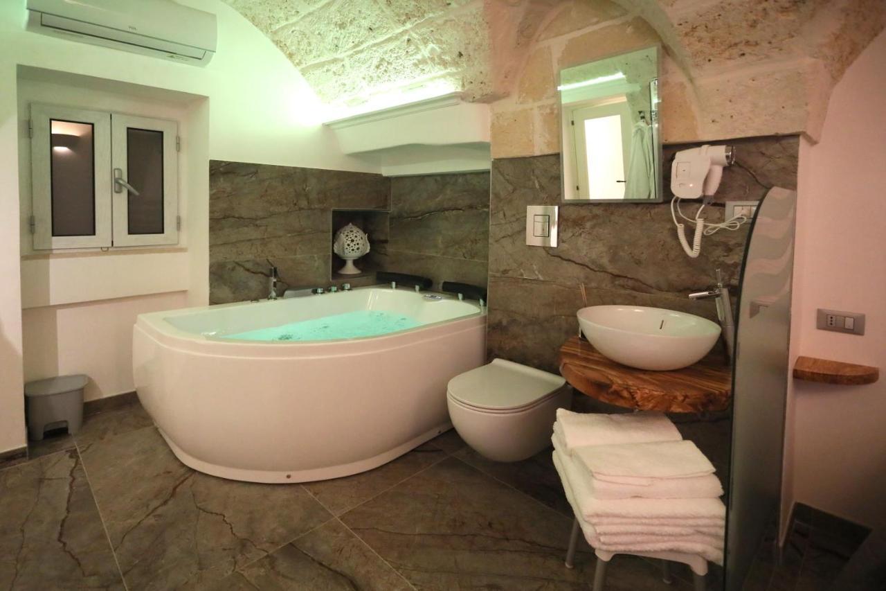 Dimora Le Volte Bed & Breakfast Fasano Dış mekan fotoğraf